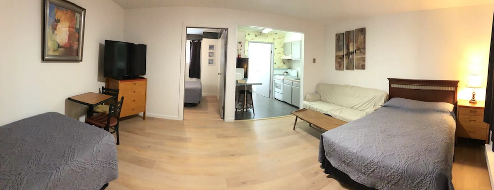 Family Room, 1 Bedroom, Kitchenette photo 1