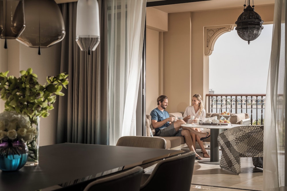 Suite, 1 King Bed, Beach View (Imperial) - Photo 8