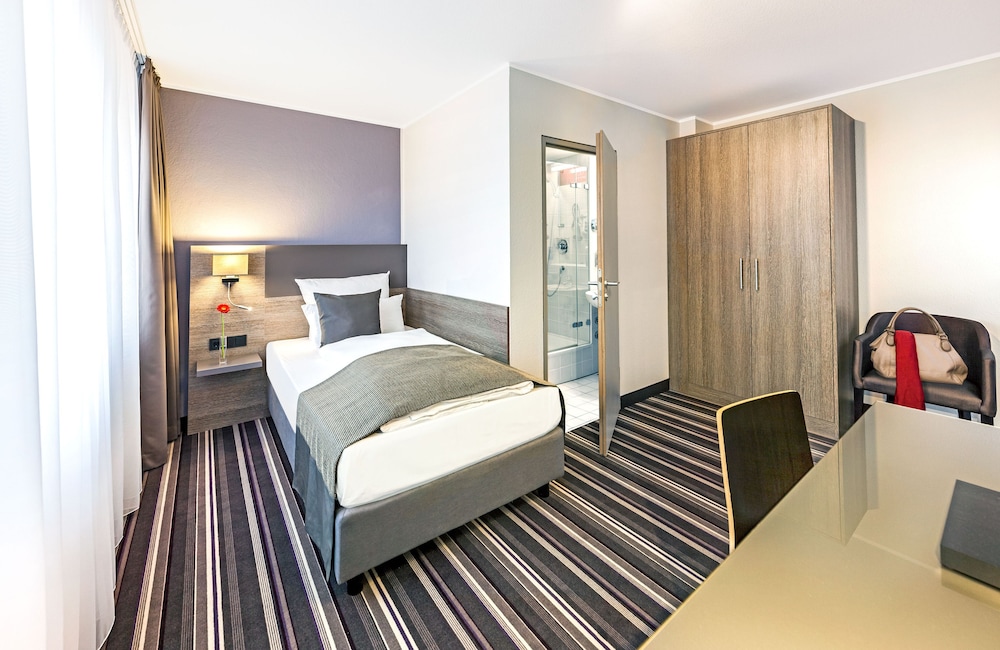 Comfort Room - Photo 5