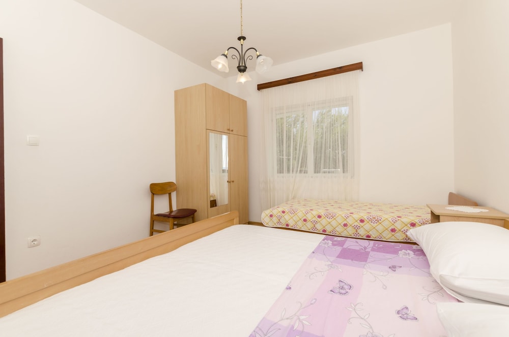 Apartment (A1) photo 2