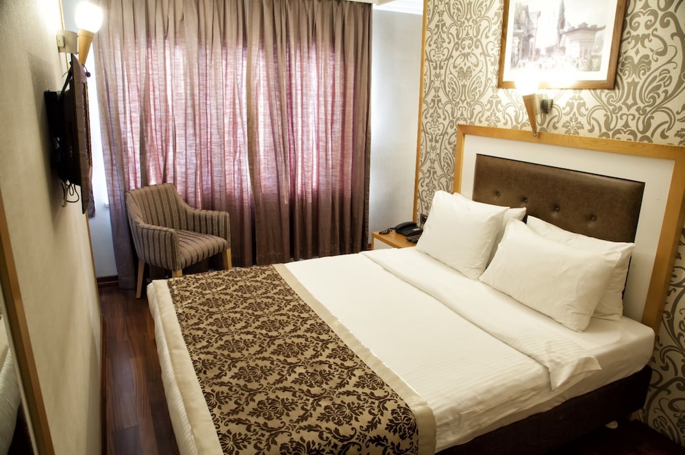 Standard Room, City View photo 2