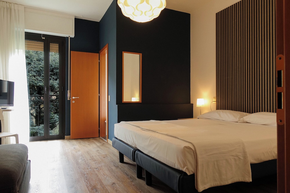 Standard Double Room, Mountainside photo 2