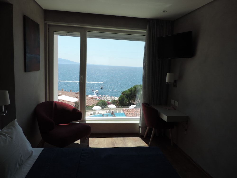 Family Suite, 2 Bedrooms, Sea View photo 2