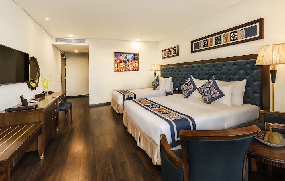Triple Room, Balcony, Oceanfront photo 2
