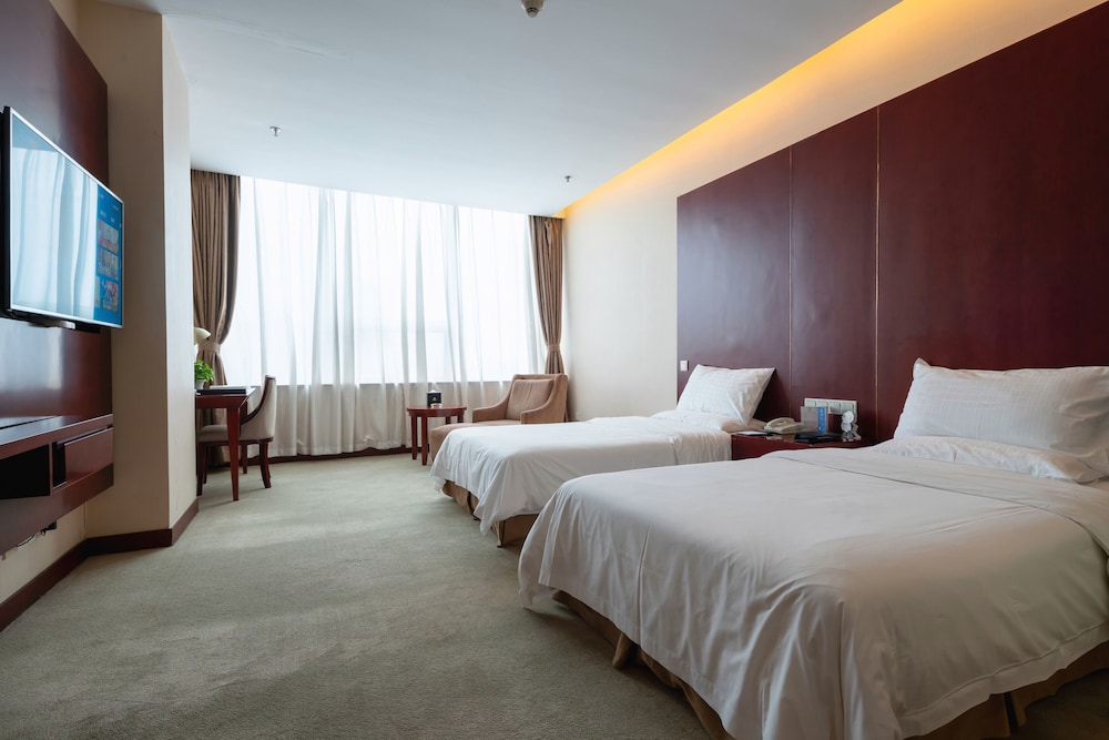 Deluxe Twin Room photo 2