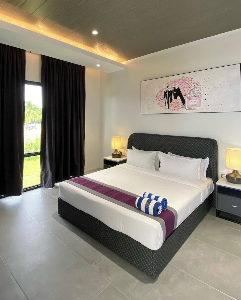 Luxury Villa, 3 Bedrooms, Non Smoking, Bathtub - Photo 4