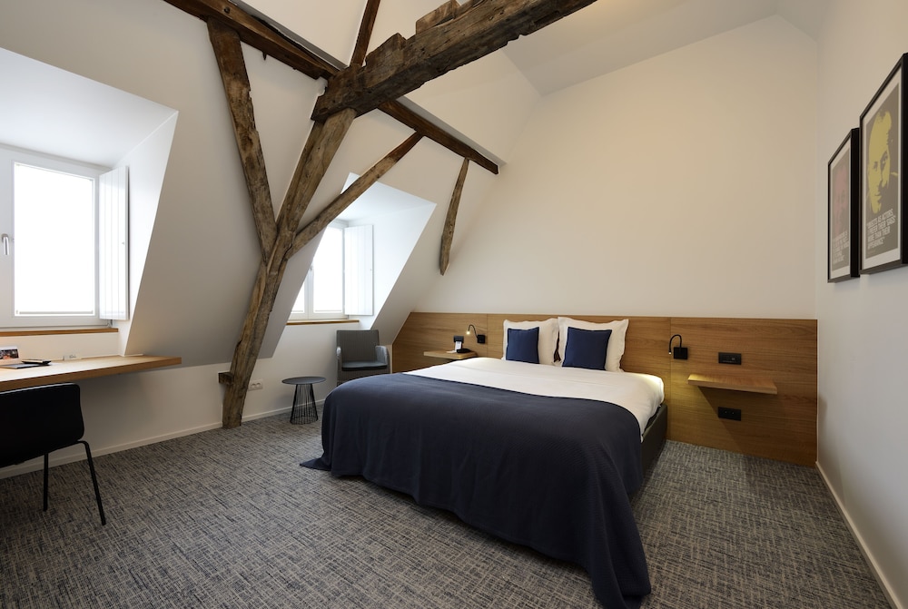 Premium Double Room Single Use
