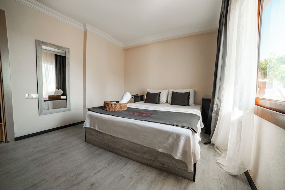 Economy Room - Photo 4