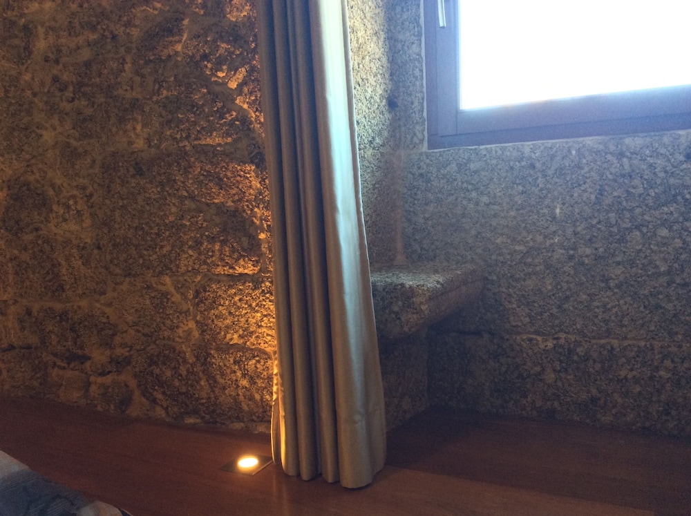 Superior Double or Twin Room, Jetted Tub - Photo 14