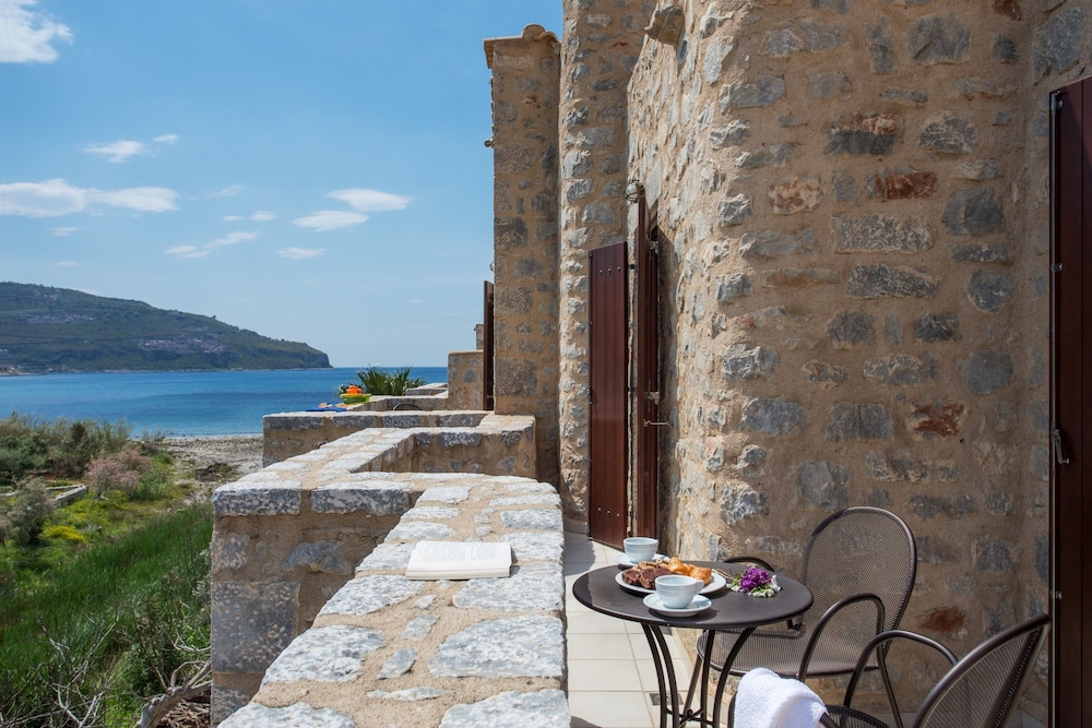 Superior Double Room, Partial Sea View photo 3