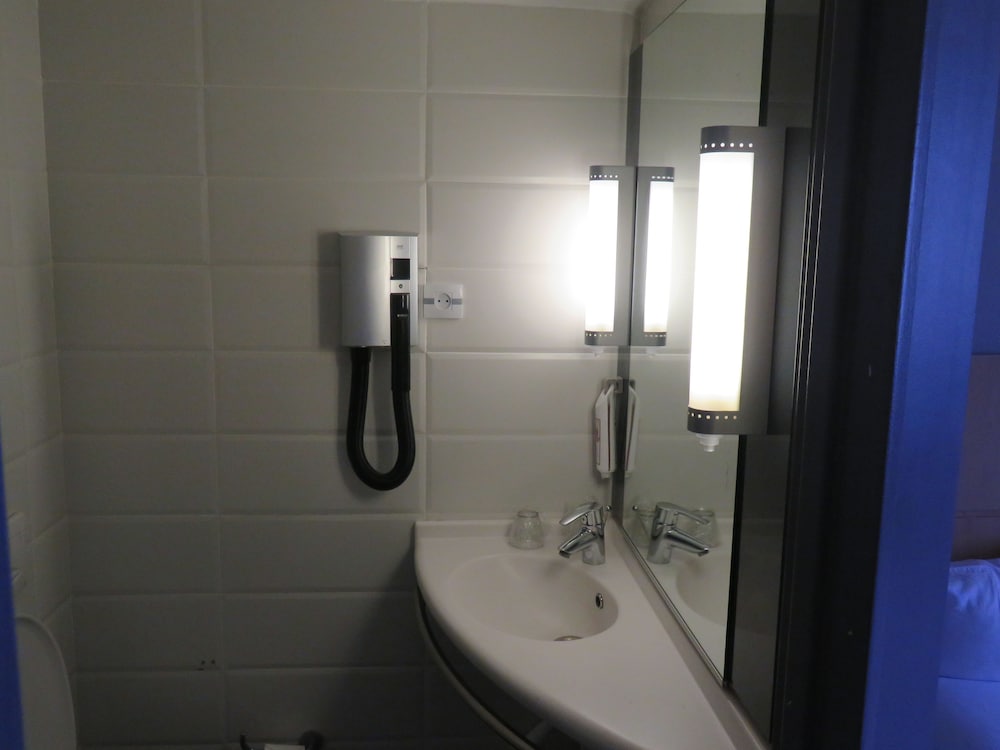 Standard Double Room, 1 Double Bed photo 3