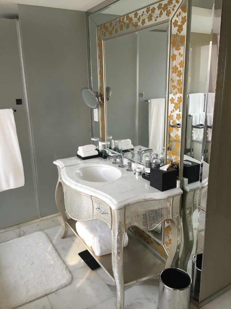 Executive Deluxe Room - Photo 4