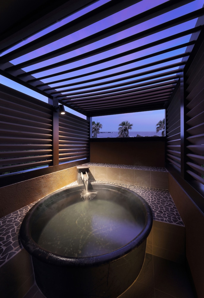 Room for 5 Guests with Private Open-air Bath, Corner photo 2