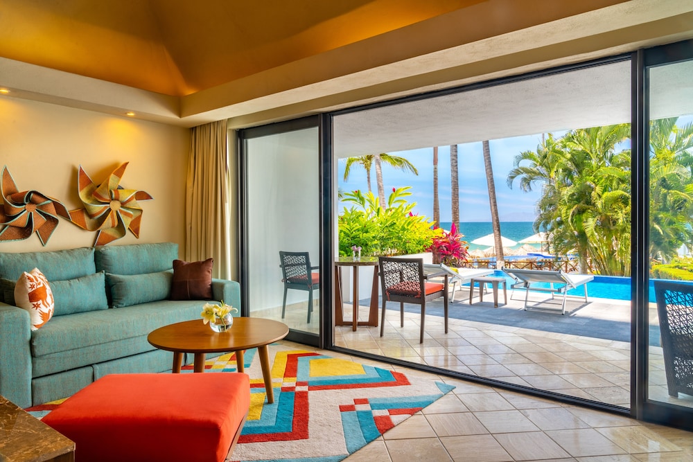 Club Ocean View Swim up Suite Double (18+ only) photo 2