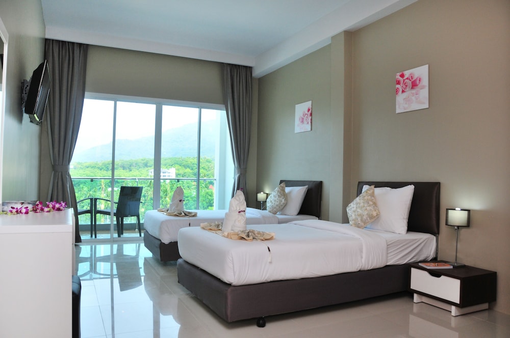 Penthouse photo 3