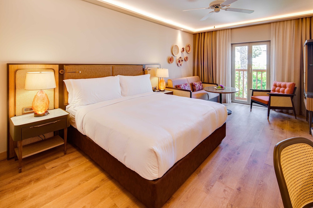 Standard Double Room, 1 King Bed - Photo 2