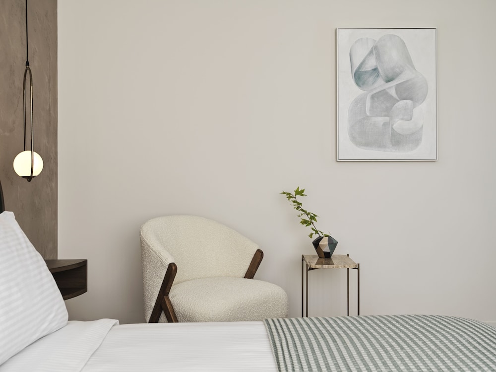 Junior Studio Suite, City View photo 2