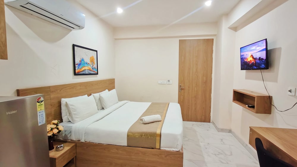 Deluxe Room - Photo 1