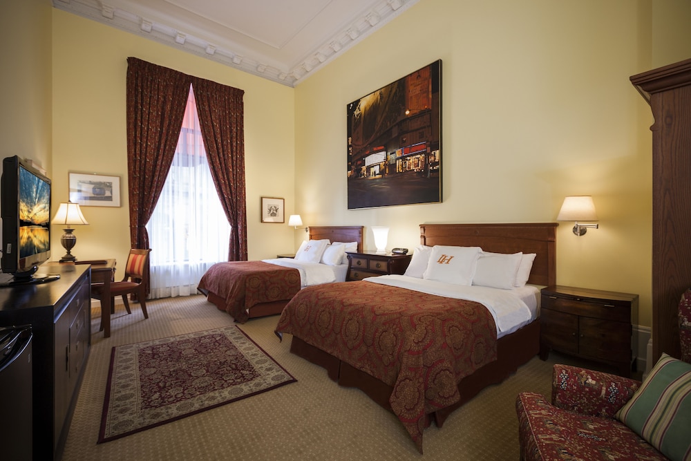 Superior Room, 2 Queen Beds - Photo 1