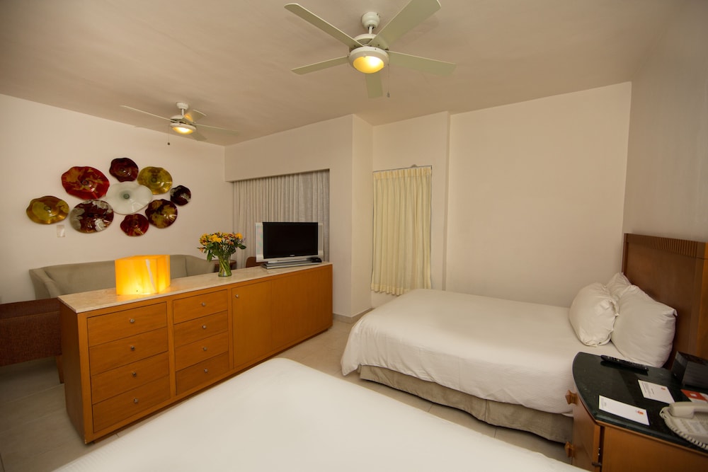 Junior Suite, 2 Double photo 2