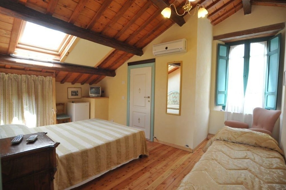 Triple Room photo 3