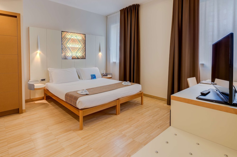 Classic Room, 1 Queen Bed - Photo 7