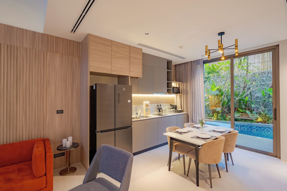 La Green Duplex Suite - 2 Bedroom Pool Access - Photo 4
