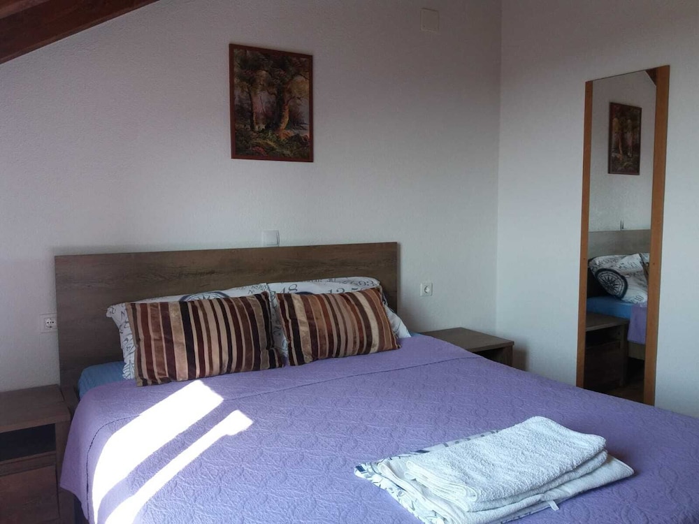 Double Room (R2) - Photo 3