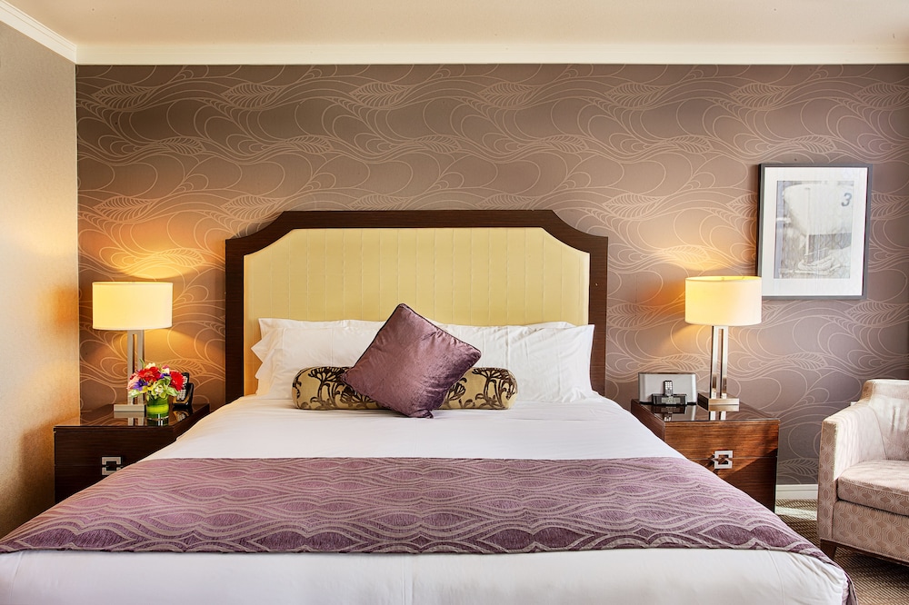 Studio Suite, 1 King Bed with Sofa bed, Mountainside - Photo 5