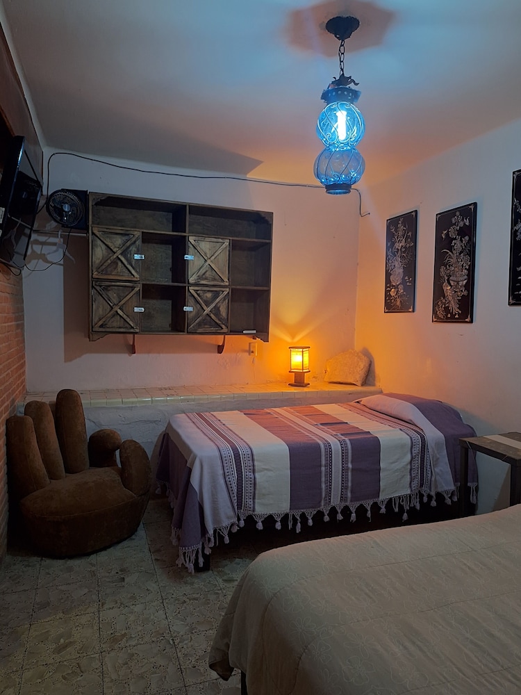 Standard Triple Room photo 2