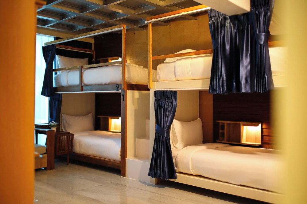 Bunk Bed in Male Dormitory