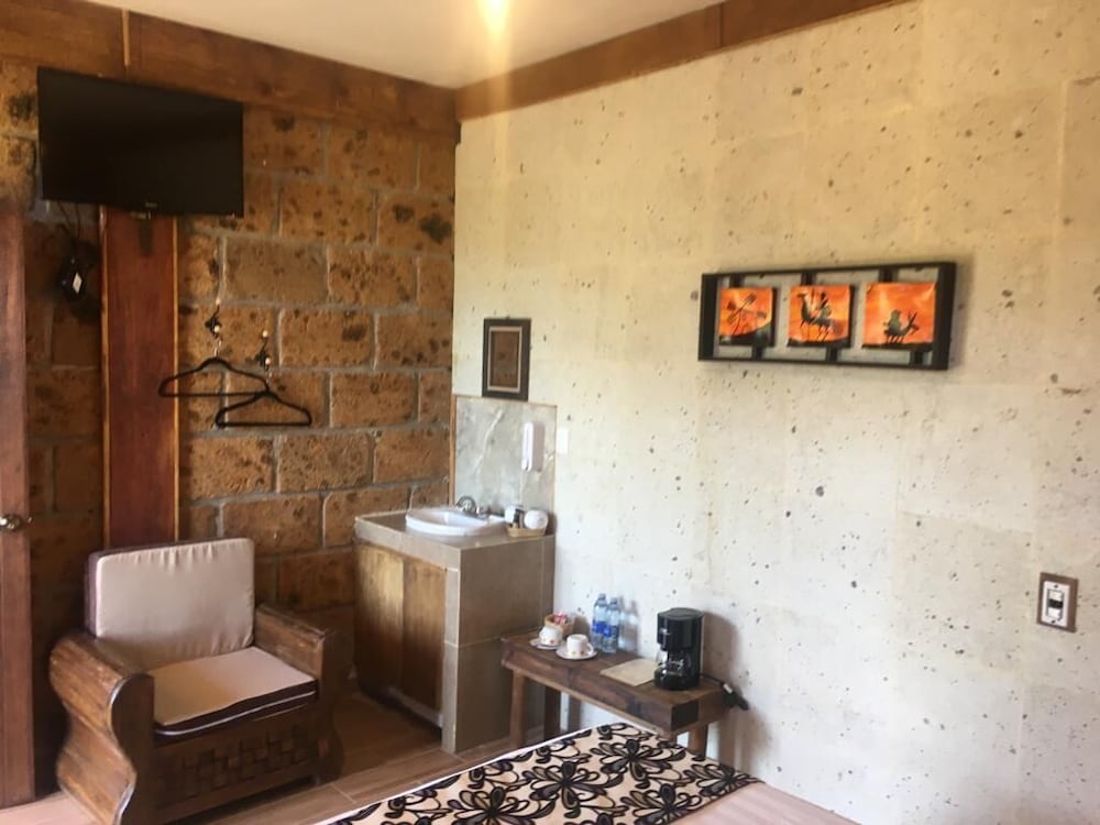Standard Room - Photo 4