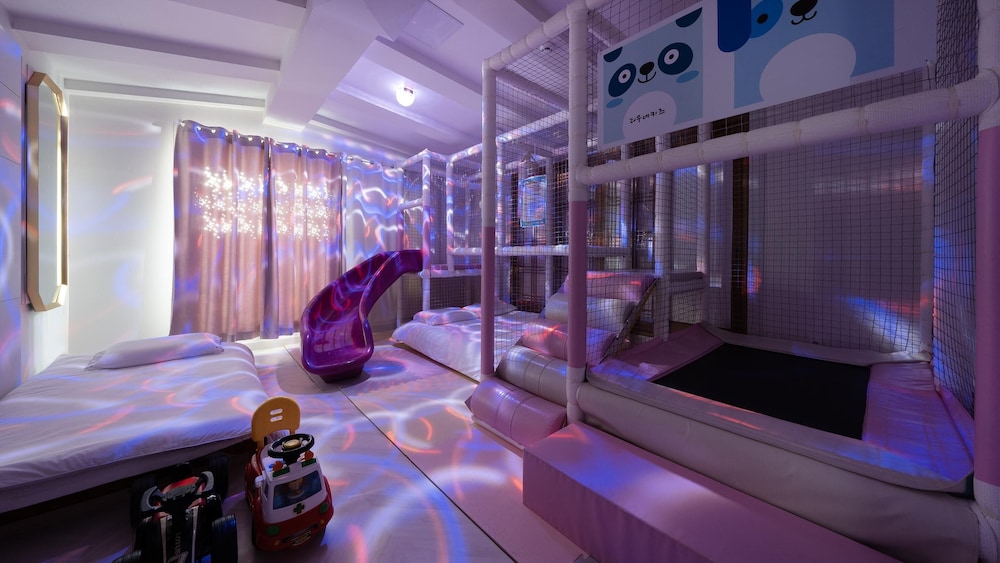 Basic Room, 1 Bedroom (102) - Photo 5