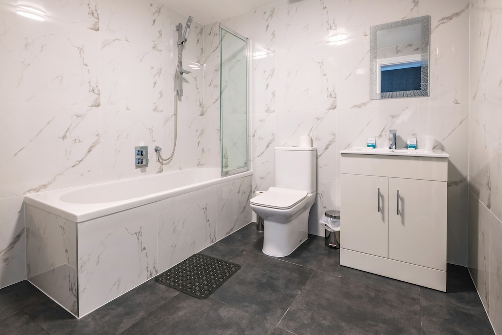 Twin Room, Bathtub photo 2
