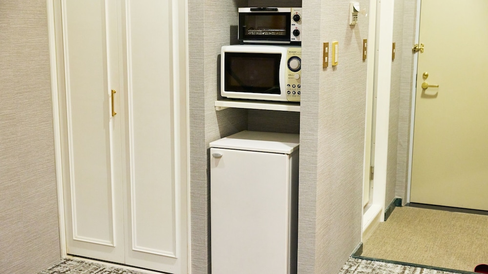 Twin Room (For 3 people), Non Smoking - Photo 3