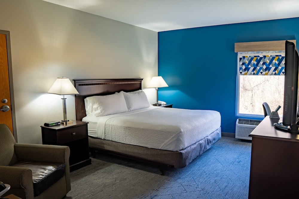 Standard Room, 1 King Bed - Photo 3