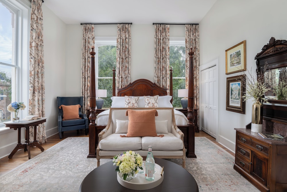 General Nathanael Green Suite