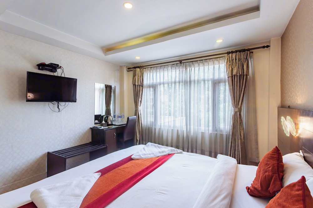 Deluxe Double Room - Photo 1