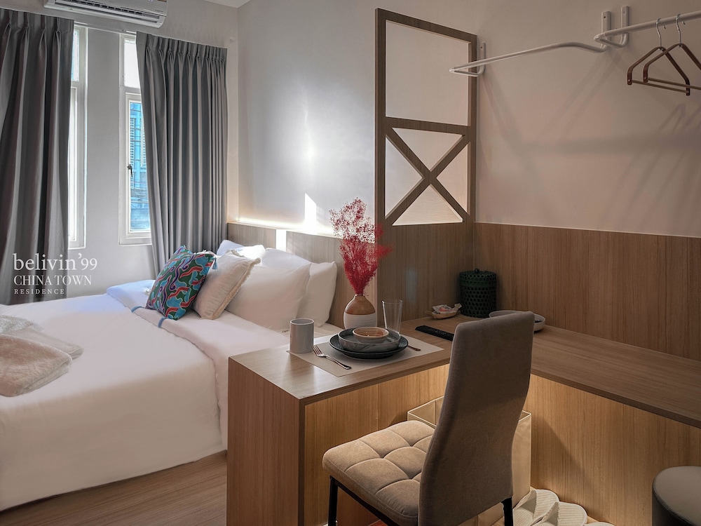 Comfort Studio, 1 King Bed photo 1