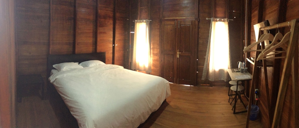 Standard King Room - Photo 2