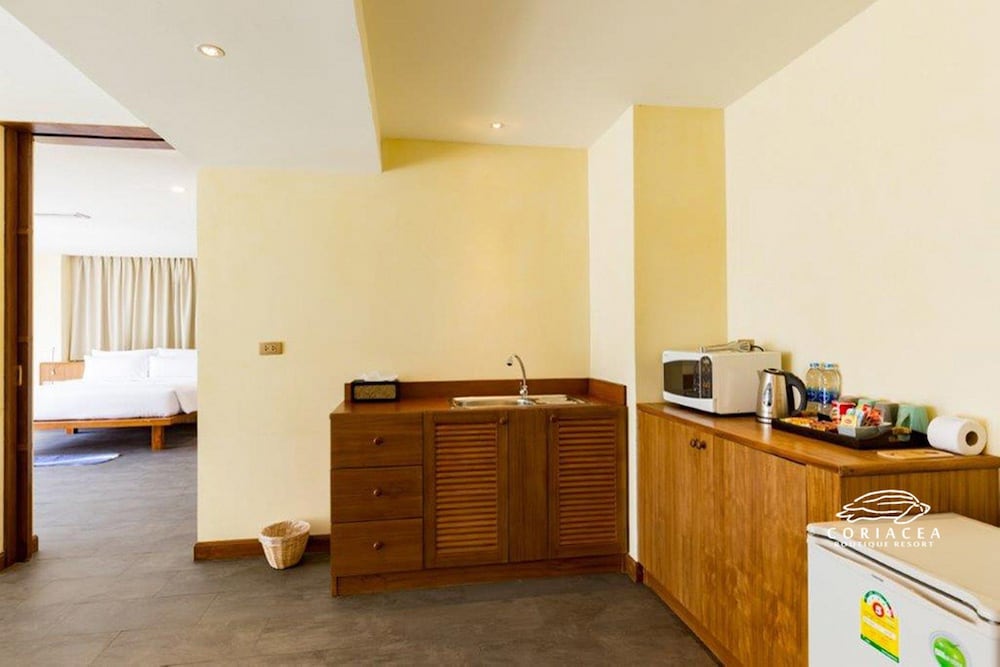 Beach Front Suite photo 2