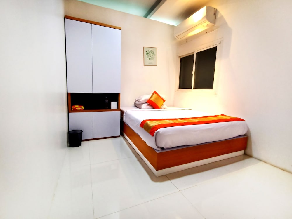 Shared Dormitory, Men Only photo 1