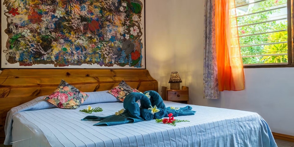 Basic Cottage, Partial Ocean View