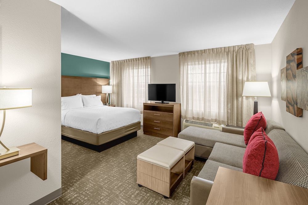 Studio Suite, 1 Queen Bed with Sofa bed, Kitchen - Photo 1
