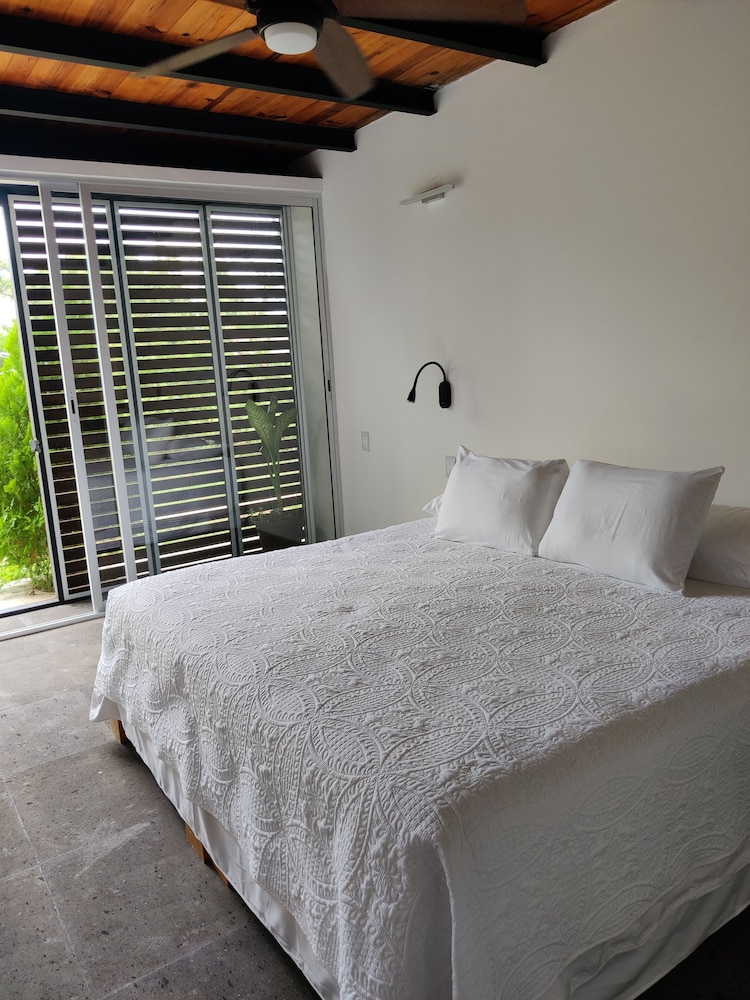 Standard Room photo 2