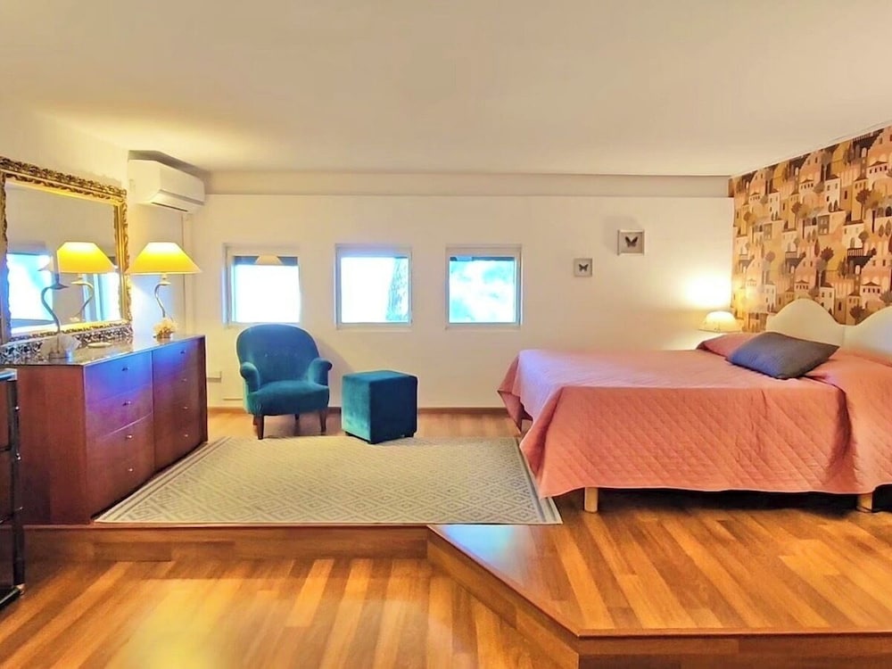 Premier Loft, Sea View, Annex Building photo 2