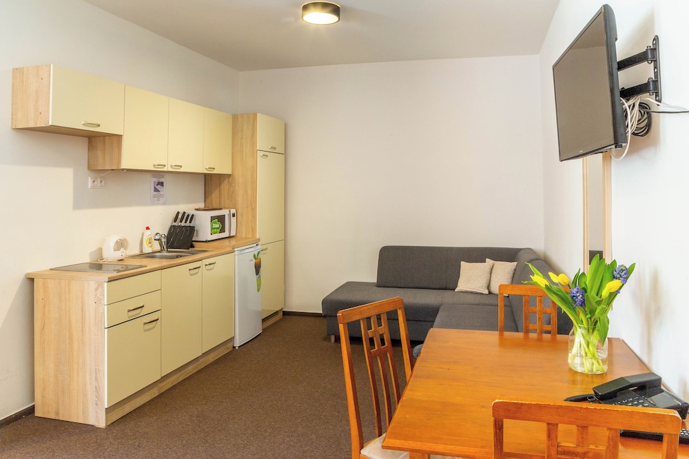 Triple Room, Kitchenette photo 2