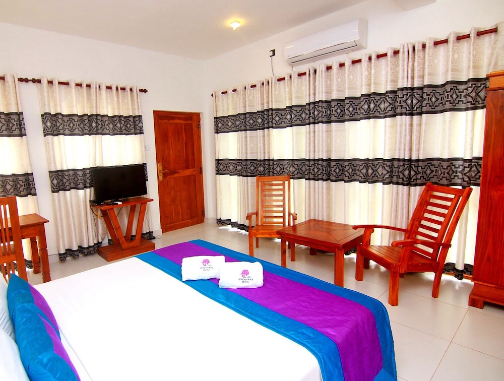 Deluxe Triple Room photo 1