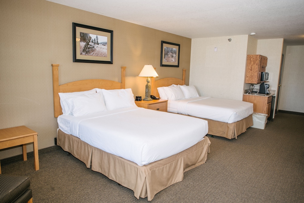 Suite, 2 Queen Beds - Photo 1