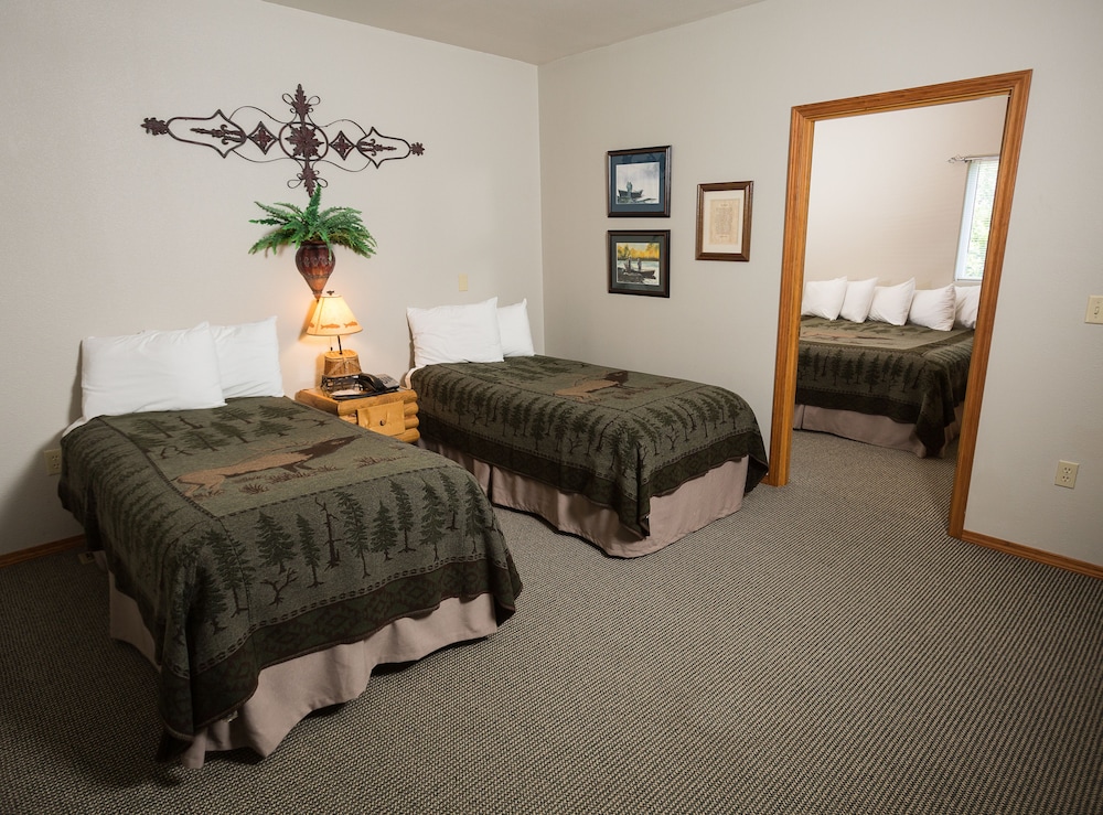 Standard Cottage, 2 Queen Beds photo 1